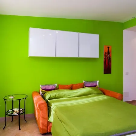 Apartment Vico La Torre Modern Flat Chiavari