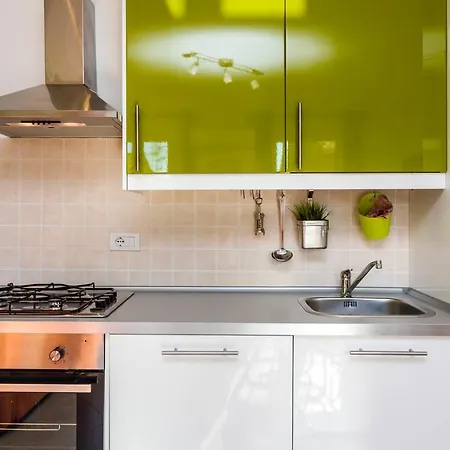 Apartment Vico La Torre Modern Flat *