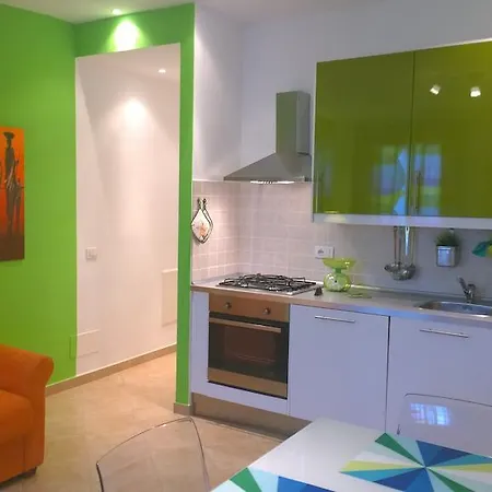 Vico La Torre Modern Flat Chiavari