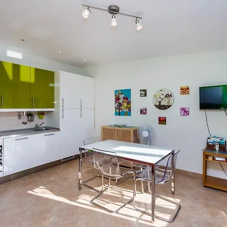 Apartamento Vico La Torre Modern Flat